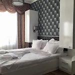 Paradise Deluxe
