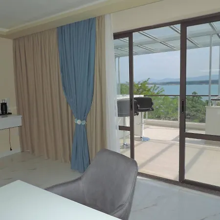 Paradise Deluxe Appartement *