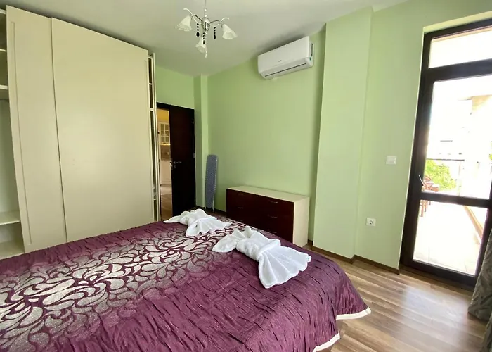 Paradise Deluxe Lejlighed