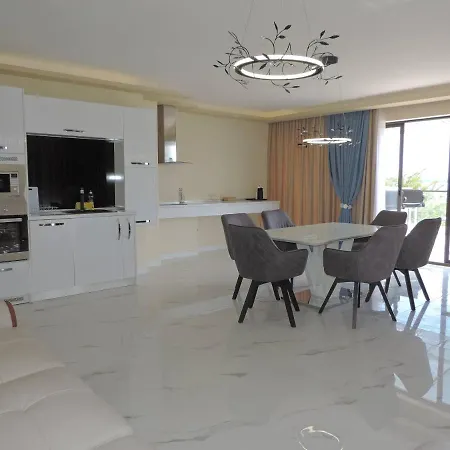 Paradise Deluxe * Приморско