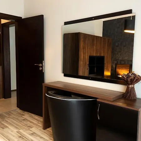 Paradise Deluxe Apartment *