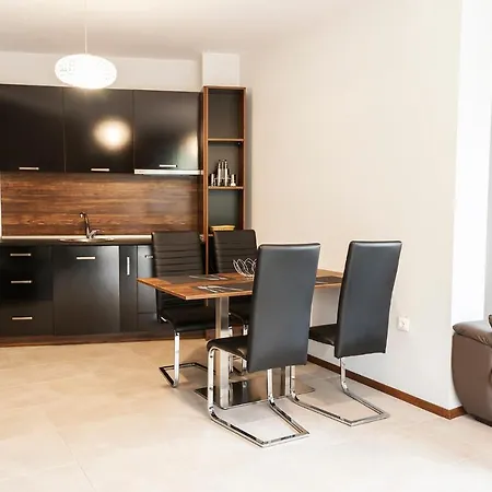 Paradise Deluxe Apartment