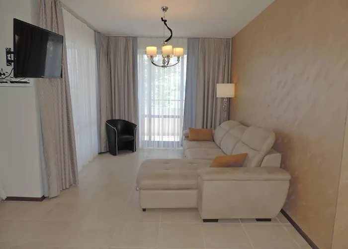 Paradise Deluxe * פרימורסקו